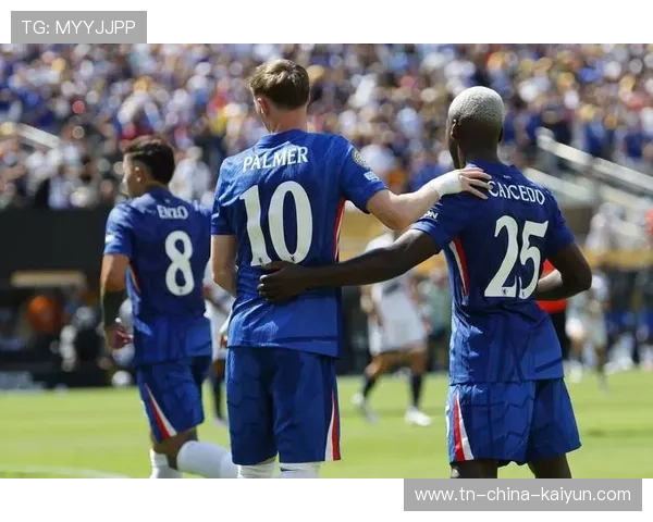 切尔西替补前锋连续制造威胁，终成比赛关键